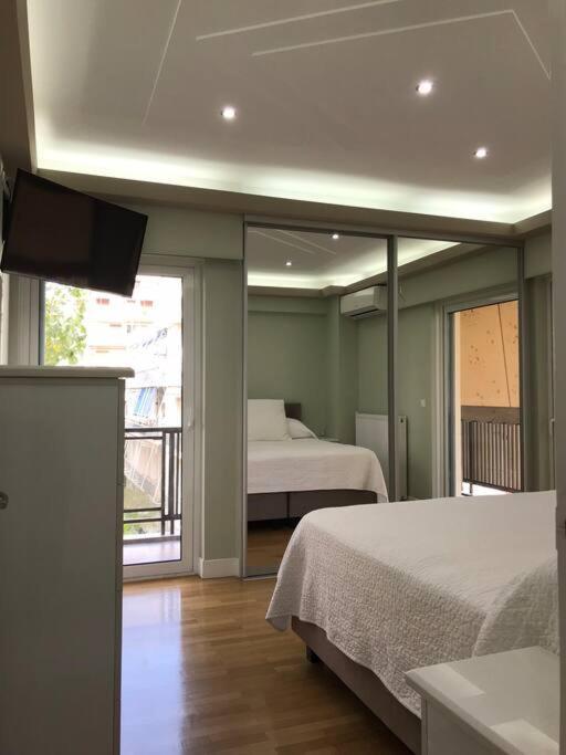 Finer Things Flisvos Beach Condo In Palaio Faliro Atina Dış mekan fotoğraf